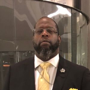 Meet your Posher, Elijah